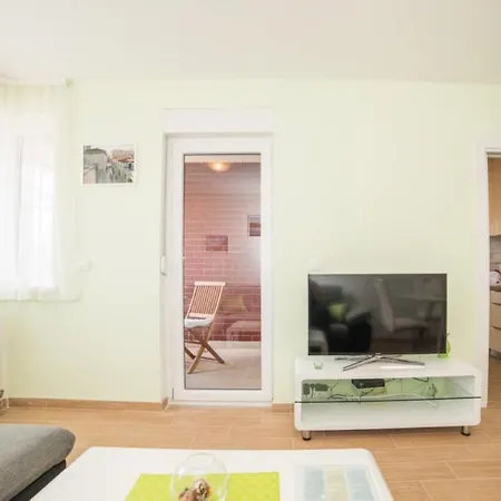 Apartman Maraska Park * Zara